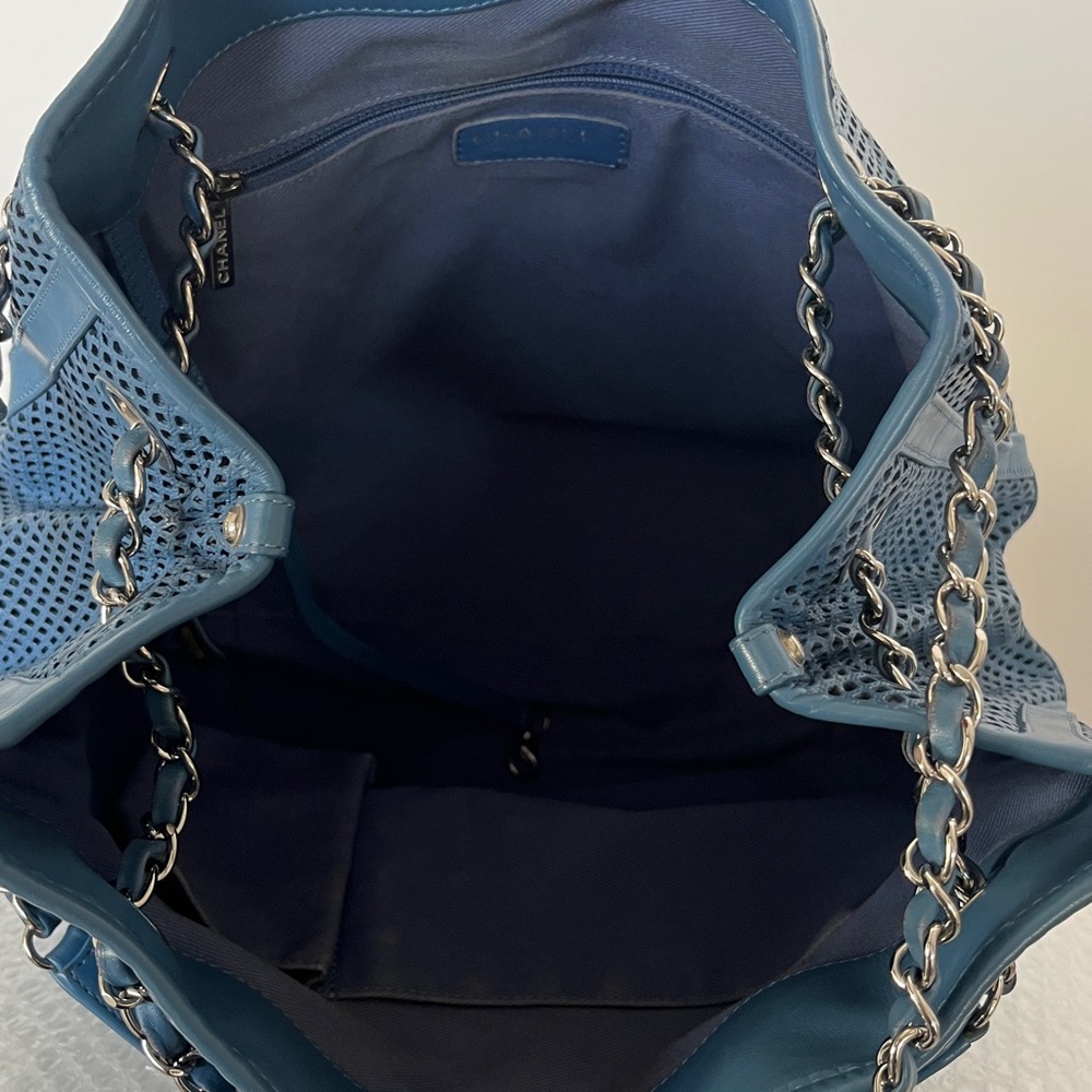 Authentic Chanel ‘Up In The Air’ Bag - Picture 8 of 15